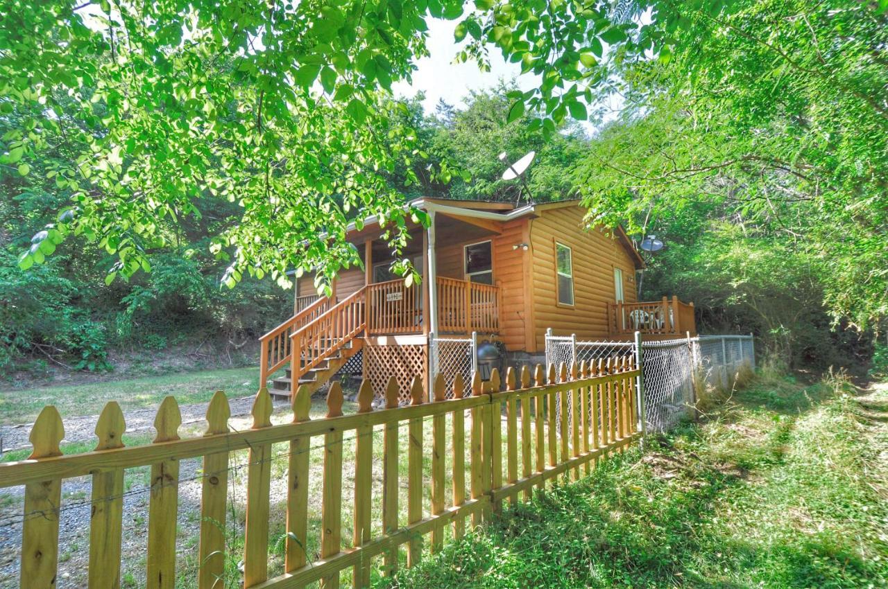 Remodelled Cabin! Great Location! Sevierville Exteriör bild